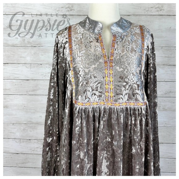 POL Luxury Velvet Lace Tunic - Picture 9 of 16